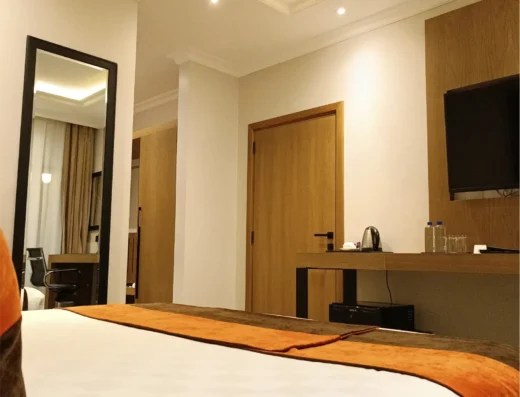 Alba Hotel MERU